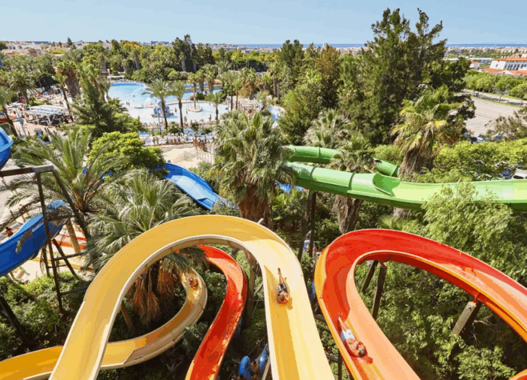 Caribe Aquatic Park en Salou, parque acuático temático en Cataluña